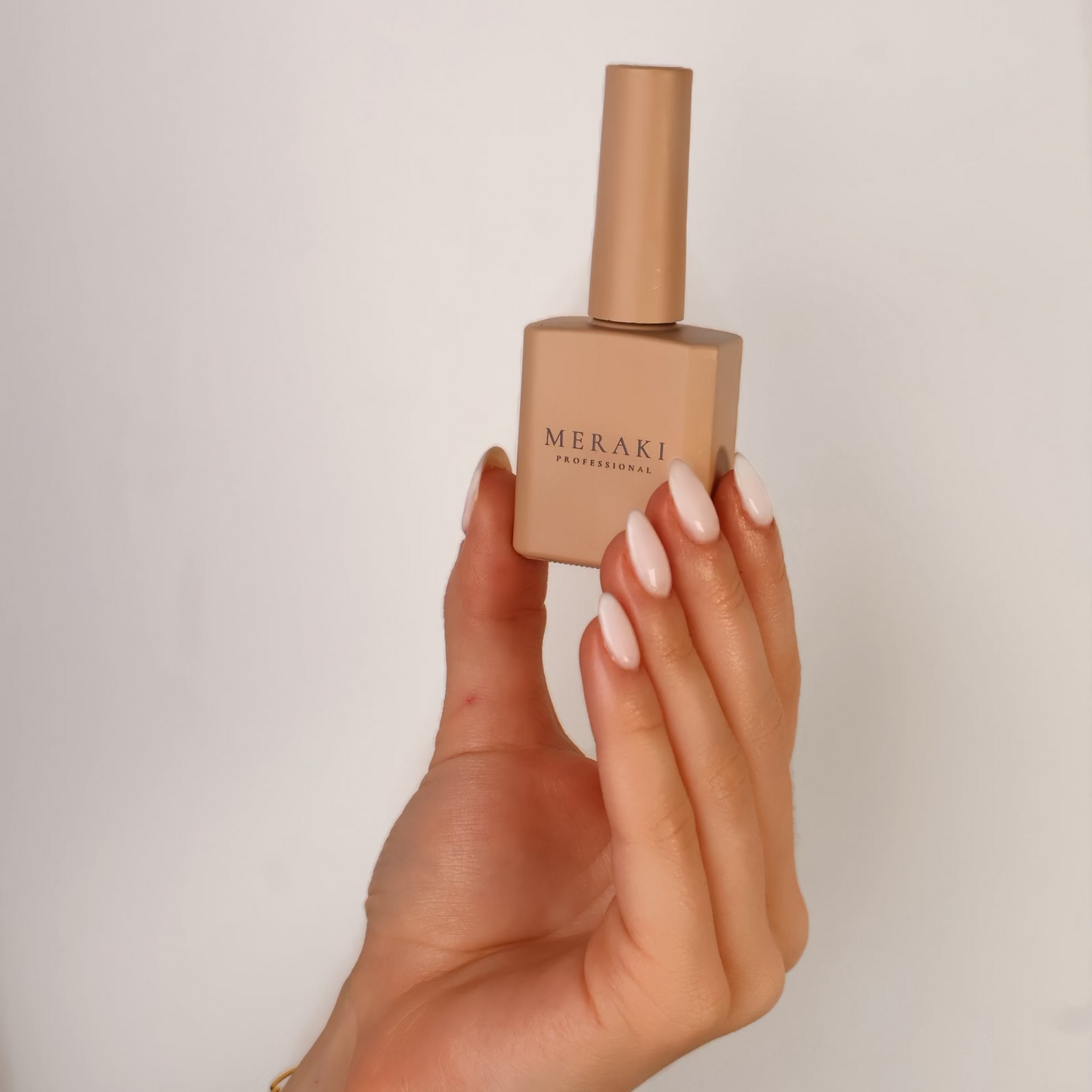 The Luxury Manicurist - Gel Polish and Biab/Builder base manicures